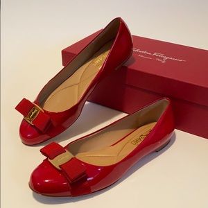 Ferragamo red patent leather ballet flats w/ bows